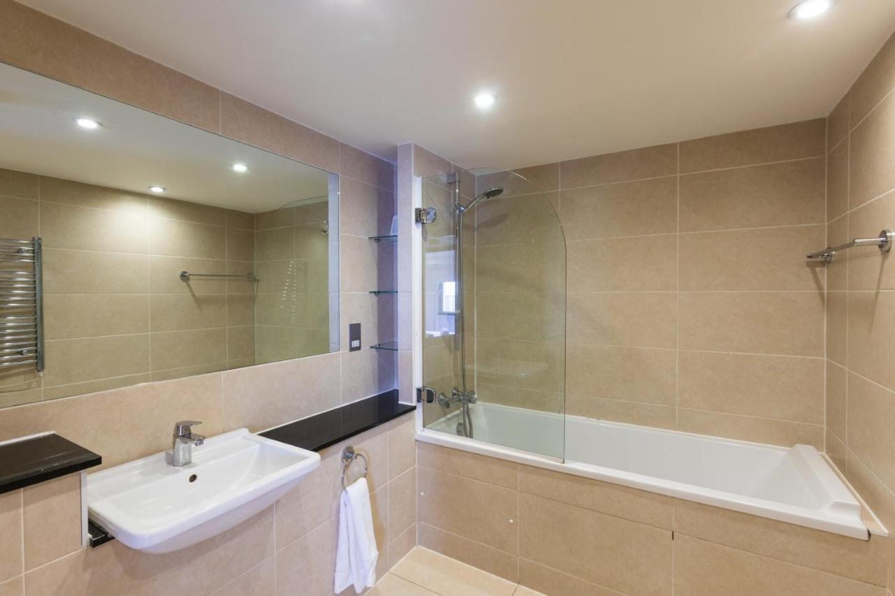 Modern 2 Bed 2 Bath Apartment With Outdoor Space Hyde Park Лондон Екстериор снимка