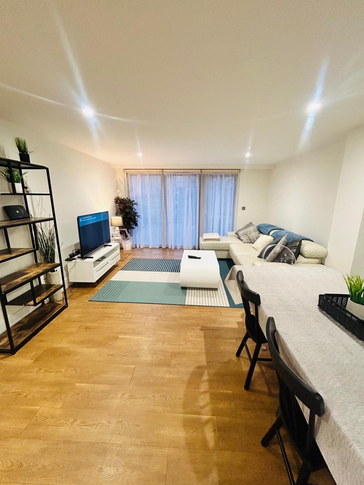 Modern 2 Bed 2 Bath Apartment With Outdoor Space Hyde Park Лондон Екстериор снимка